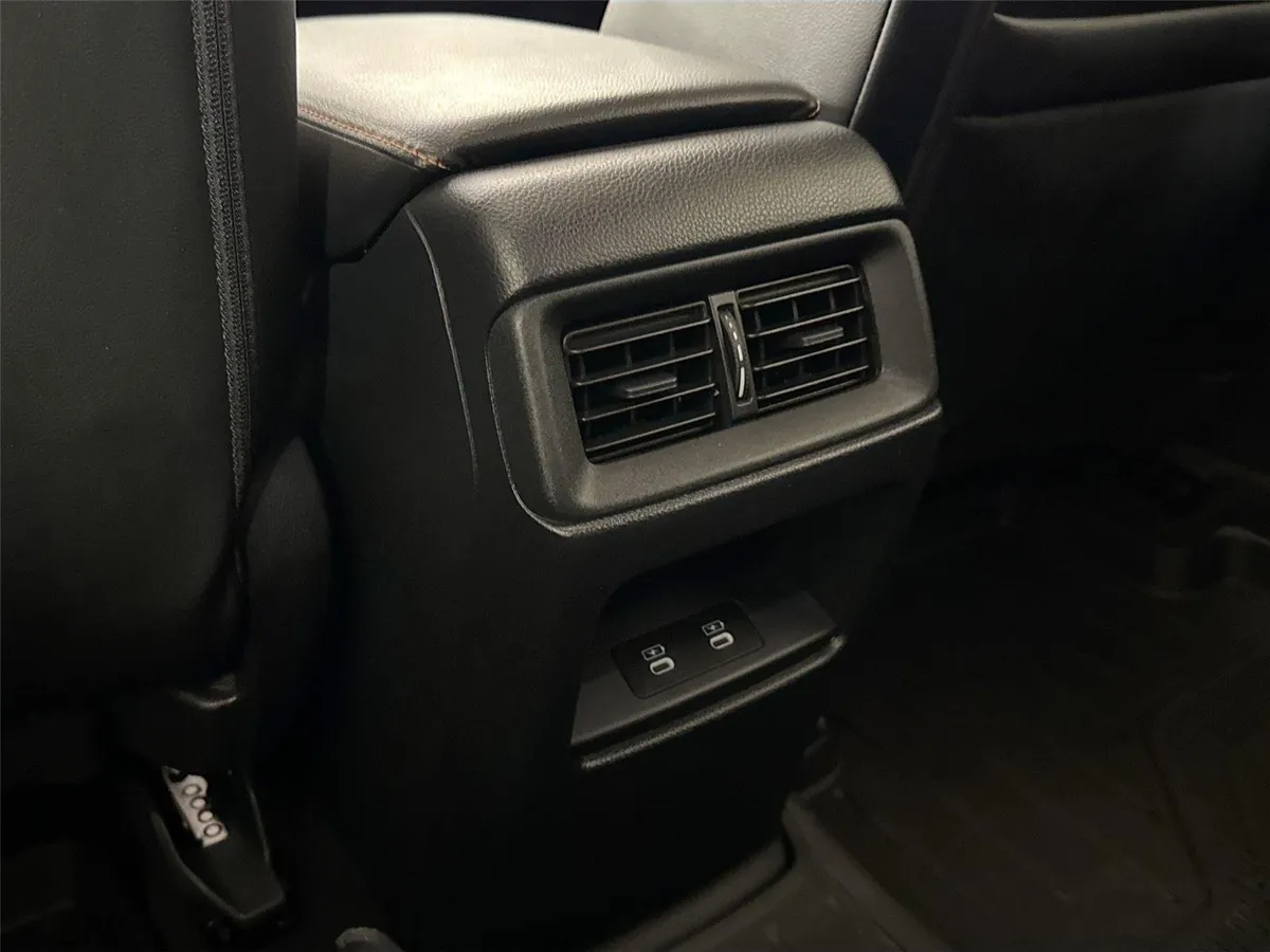 2025 Honda CR-V Hybrid Sport-L thumbnail 33