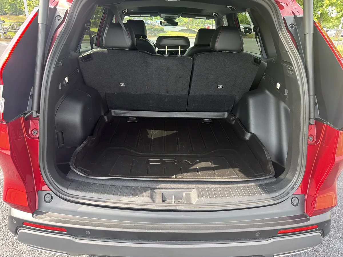 2025 Honda CR-V Hybrid Sport-L thumbnail 29