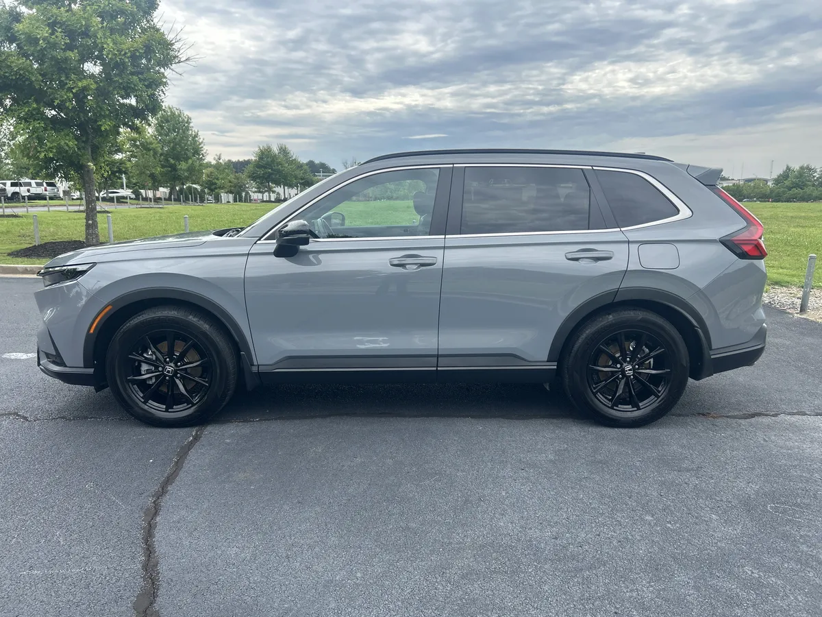 2025 Honda CR-V Hybrid Sport-L thumbnail 5