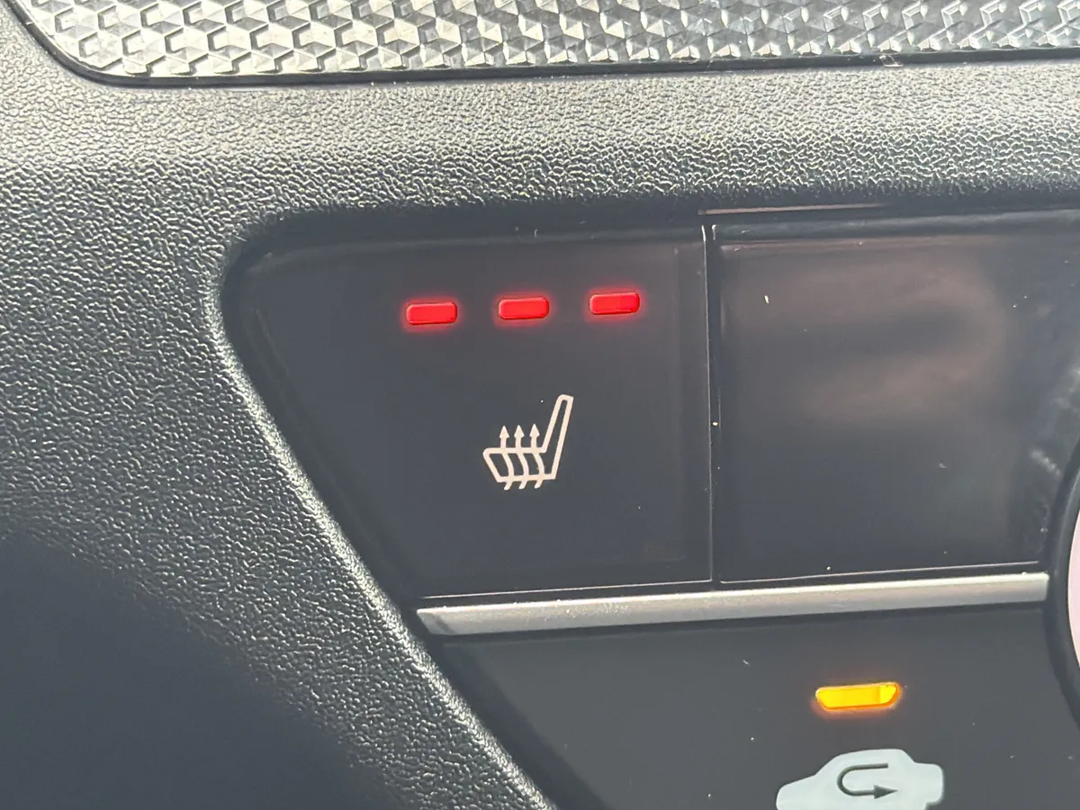 2025 Honda CR-V Hybrid Sport-L thumbnail 24