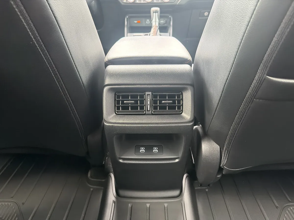 2025 Honda CR-V Hybrid Sport-L thumbnail 27