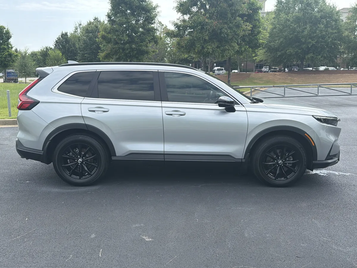2025 Honda CR-V Hybrid Sport-L thumbnail 9