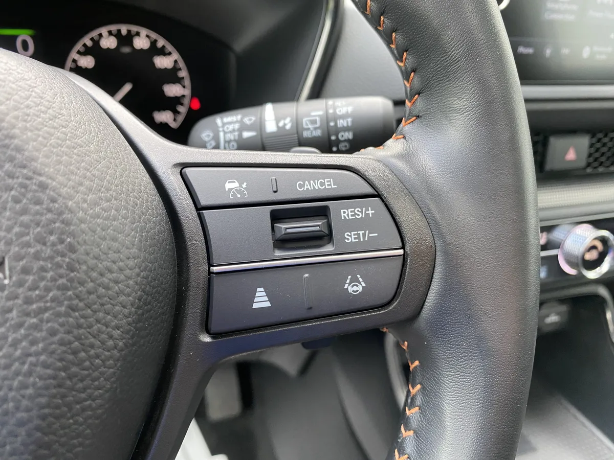 2025 Honda CR-V Hybrid Sport-L thumbnail 19