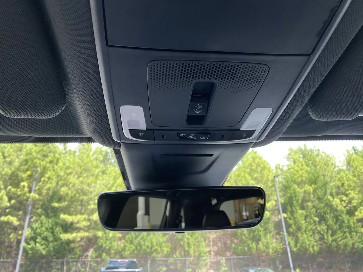 2025 Honda CR-V Hybrid Sport-L thumbnail 30