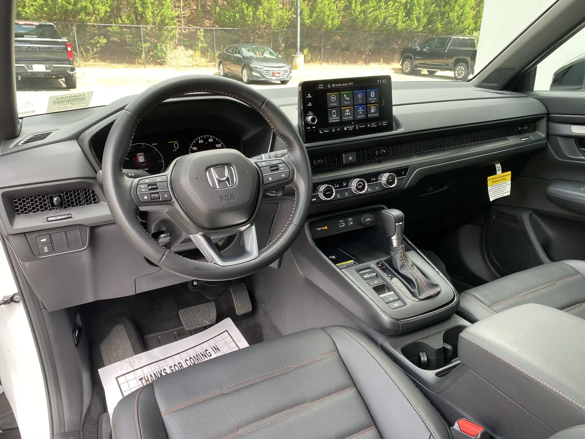 2025 Honda CR-V Hybrid Sport-L thumbnail 32
