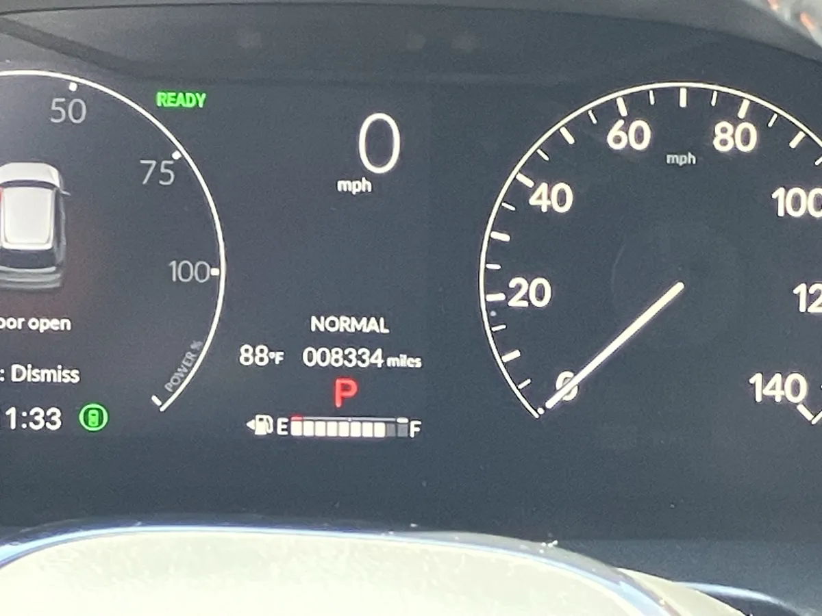 2025 Honda CR-V Hybrid Sport Touring AWD thumbnail 24