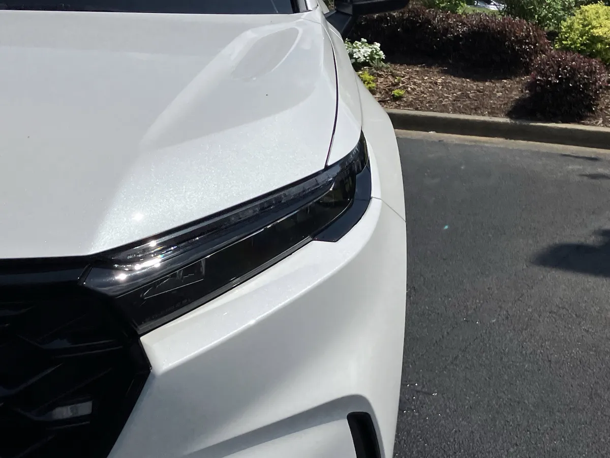 2025 Honda CR-V Hybrid Sport Touring AWD thumbnail 5