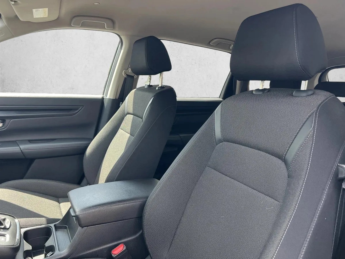2025 Honda CR-V LX thumbnail 13