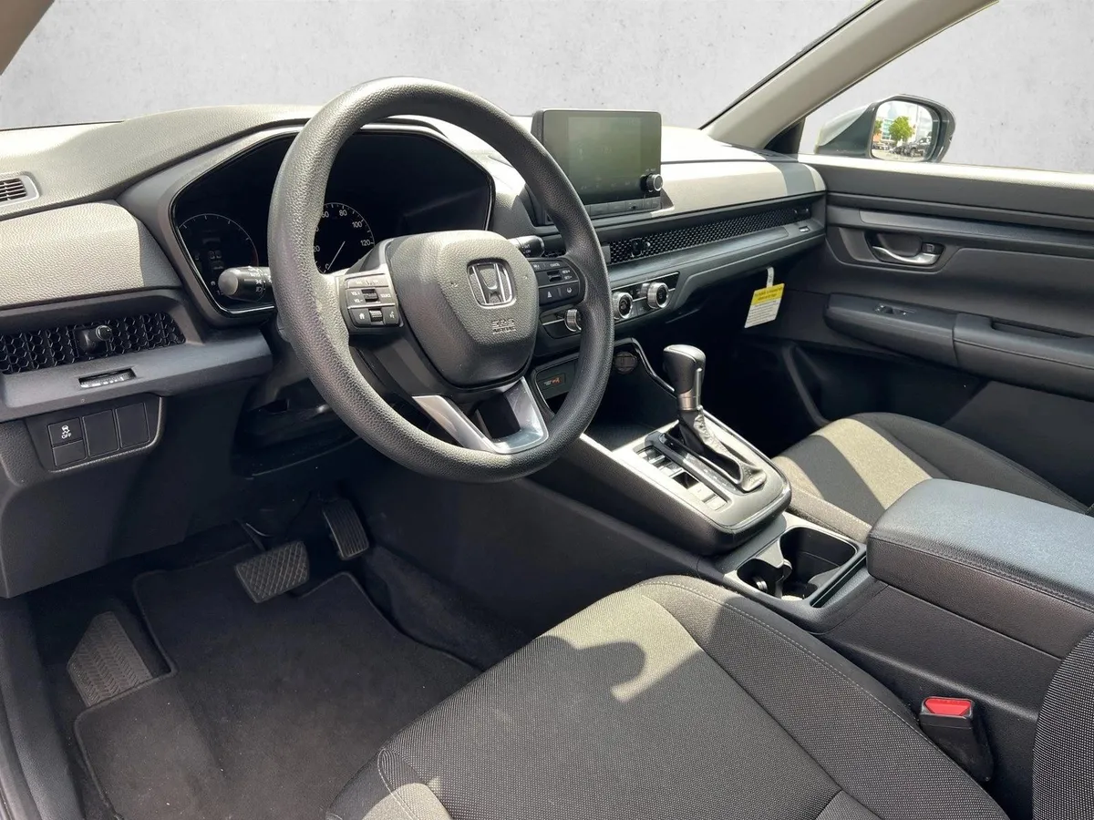 2025 Honda CR-V LX thumbnail 6