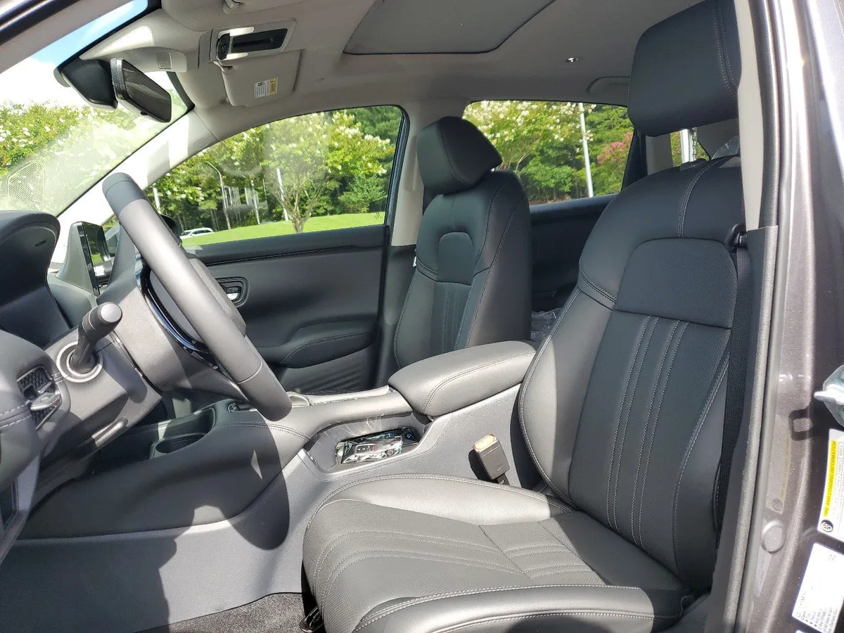 2025 Honda HR-V EX-L thumbnail 14