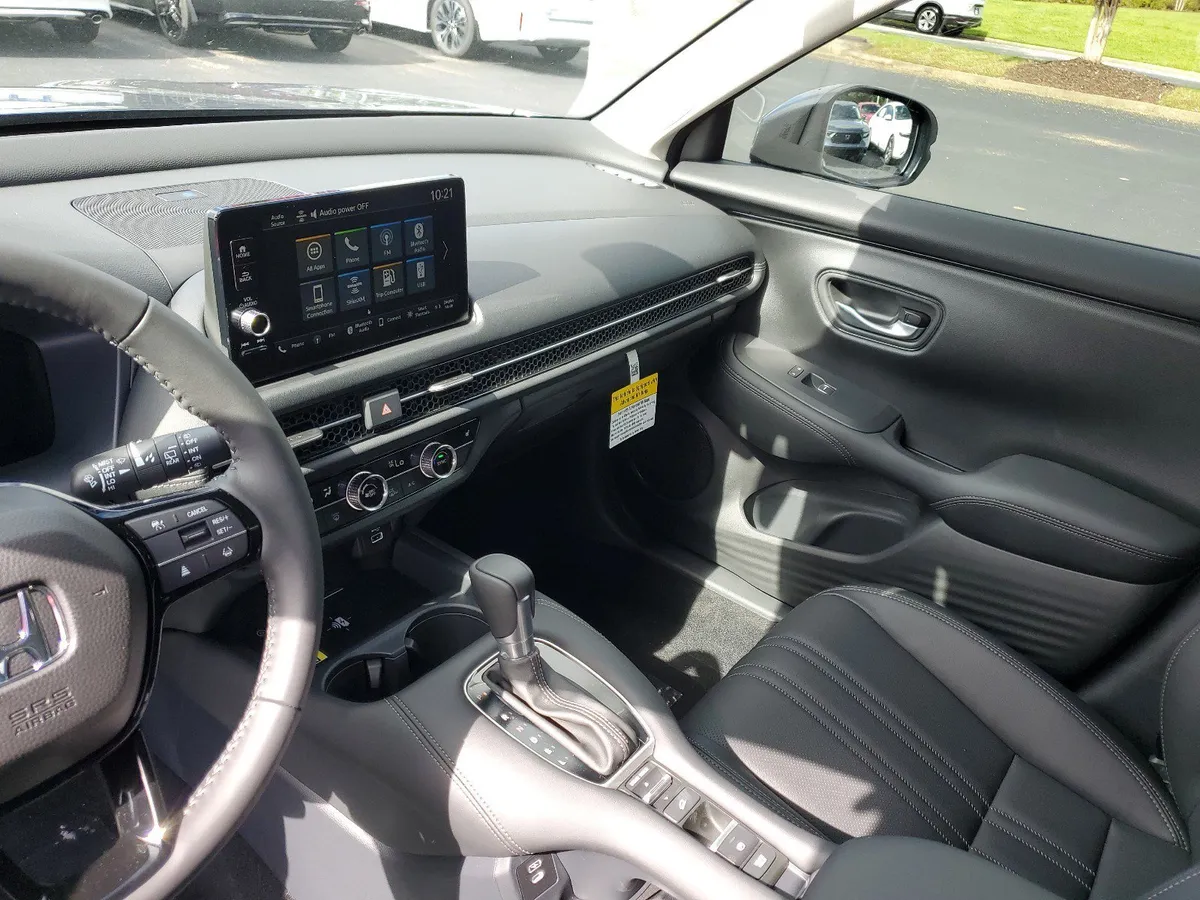 2025 Honda HR-V EX-L thumbnail 16
