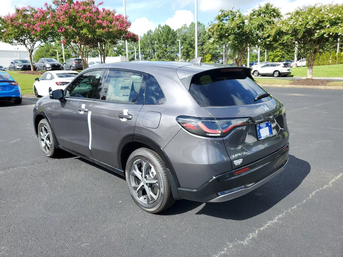 2025 Honda HR-V EX-L thumbnail 6