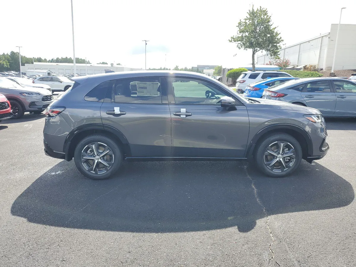 2025 Honda HR-V EX-L thumbnail 9