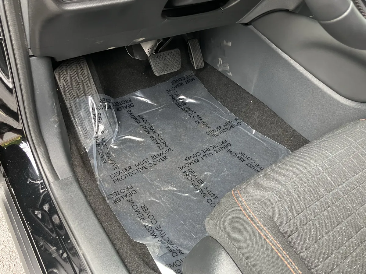 2025 Honda HR-V Sport AWD CVT thumbnail 18
