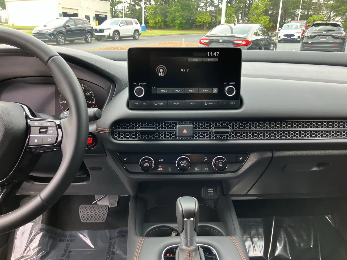 2025 Honda HR-V Sport AWD CVT thumbnail 25