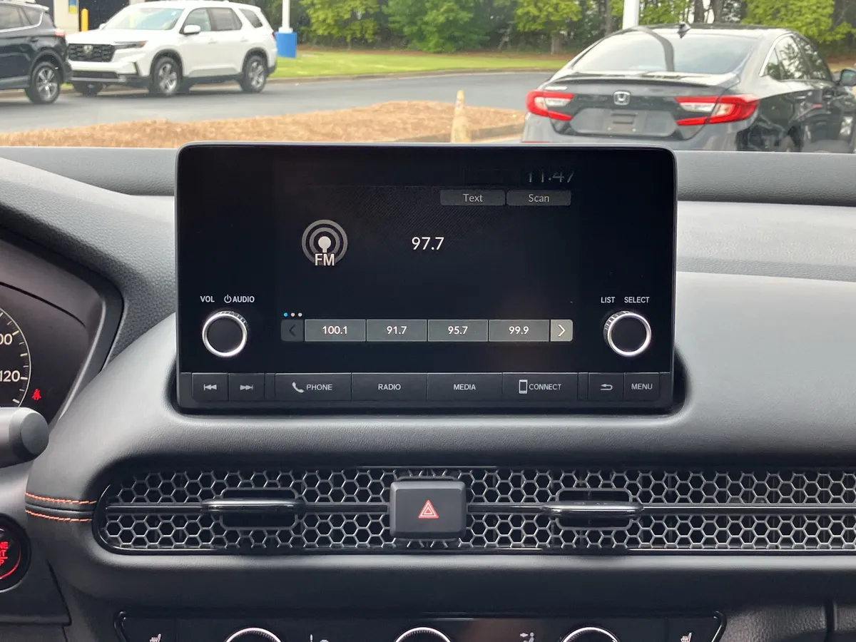 2025 Honda HR-V Sport AWD CVT thumbnail 26