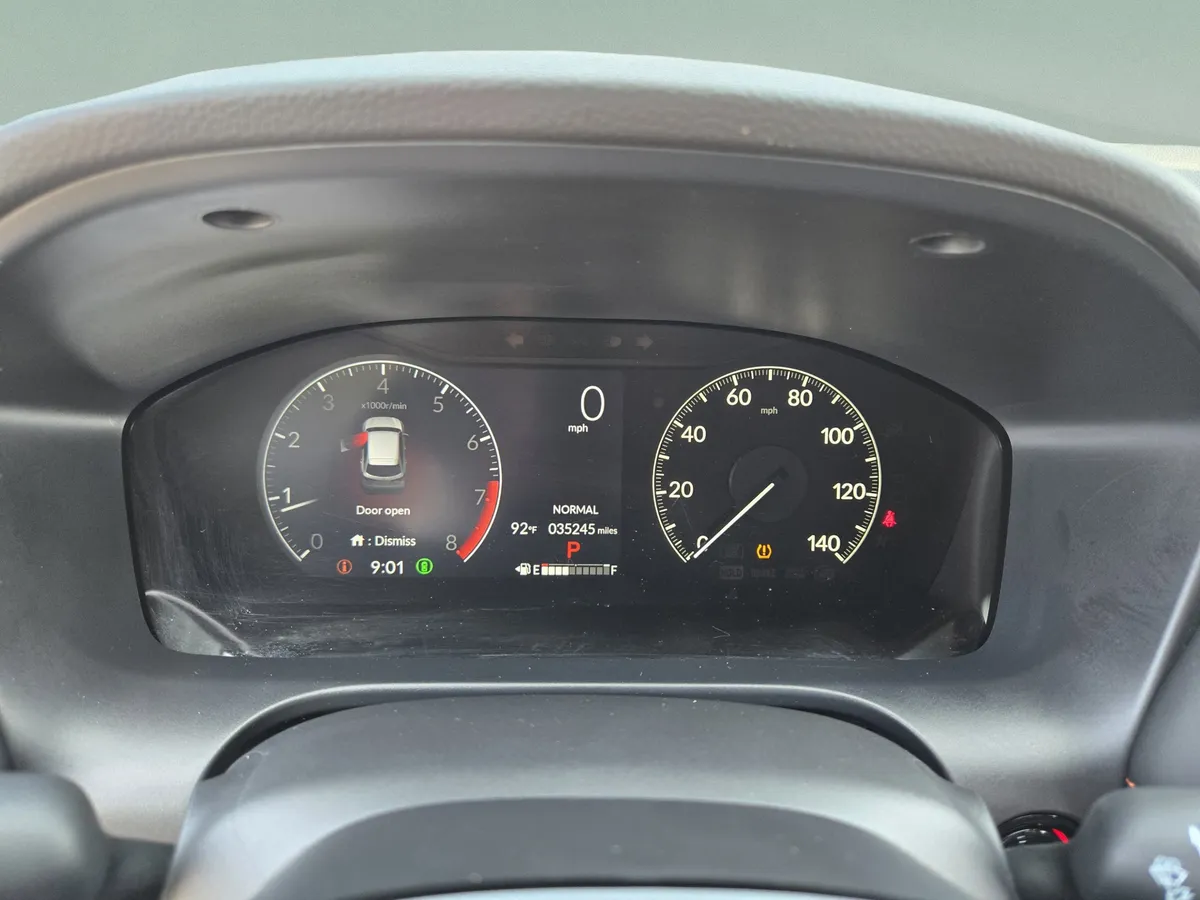2025 Honda HR-V Sport thumbnail 17