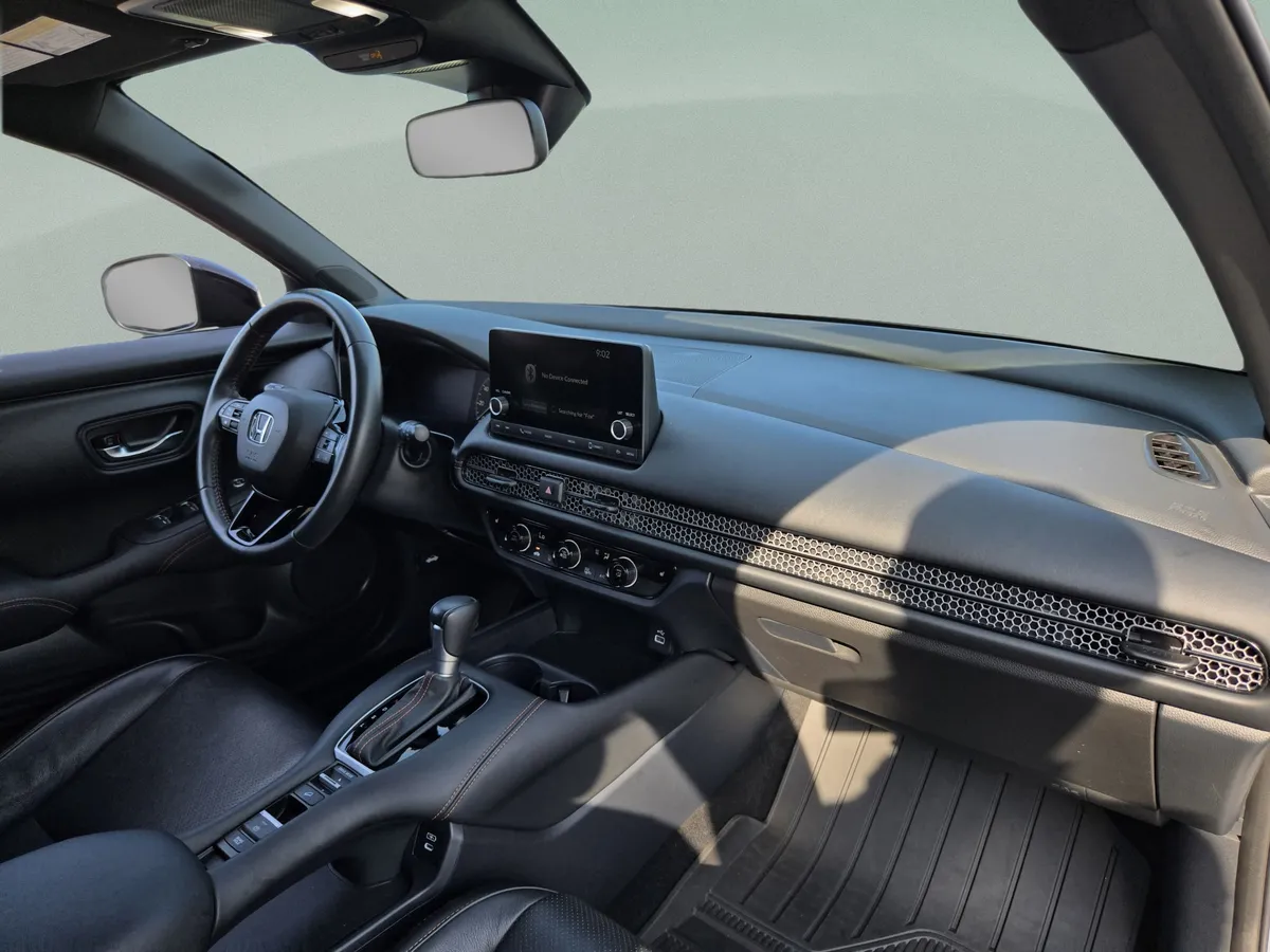 2025 Honda HR-V Sport thumbnail 22
