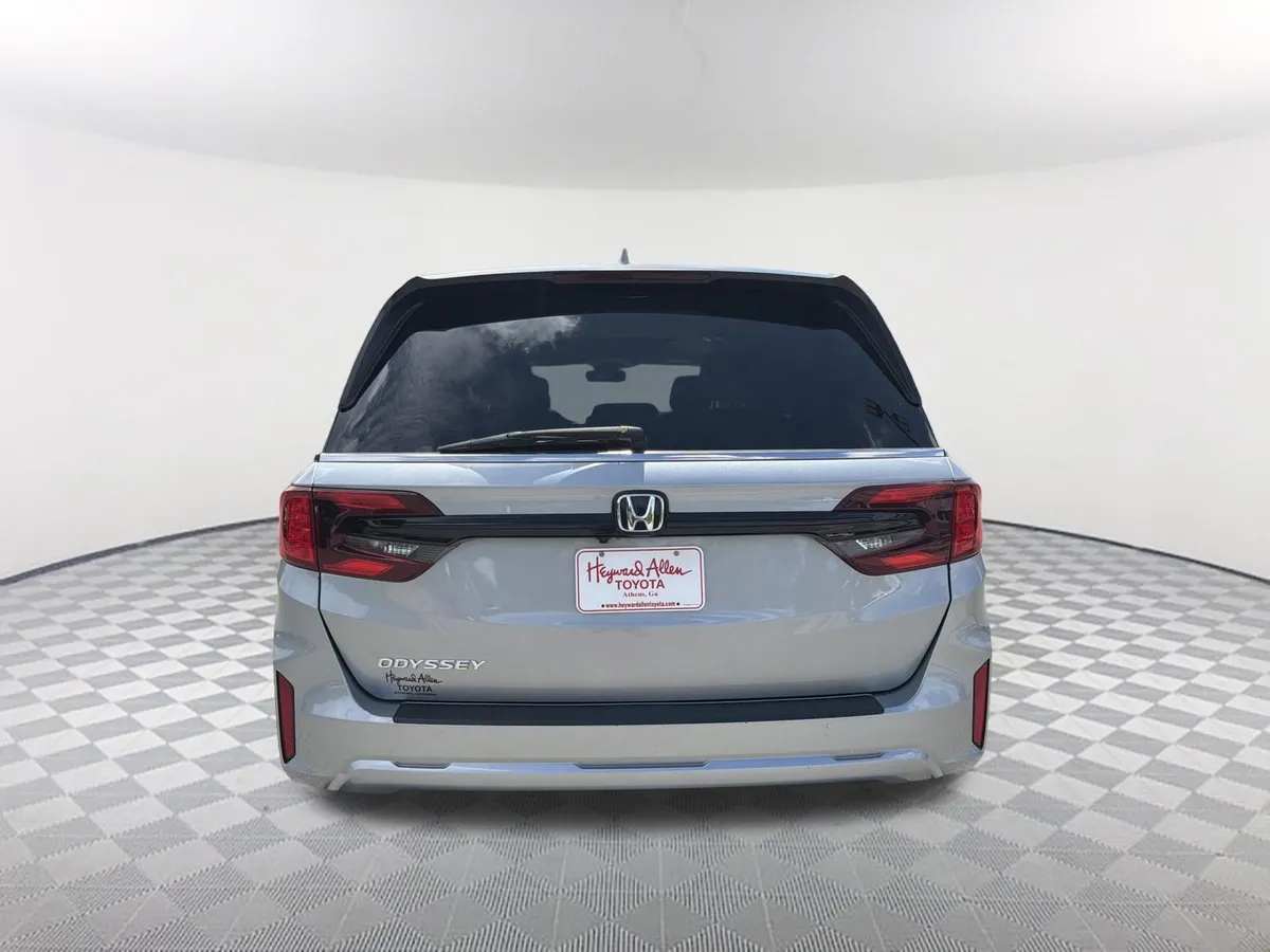 2025 Honda Odyssey EX-L thumbnail 14