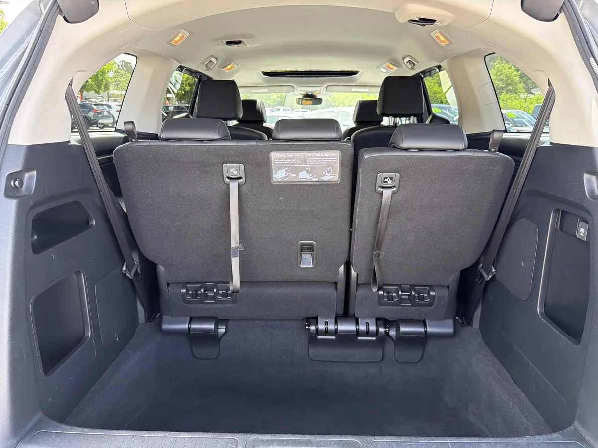 2025 Honda Odyssey EX-L thumbnail 27