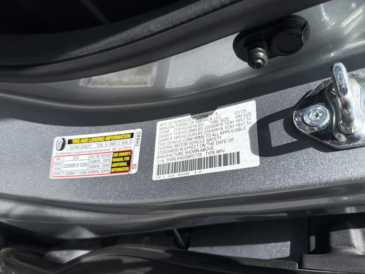 2025 Honda Odyssey EX-L thumbnail 30