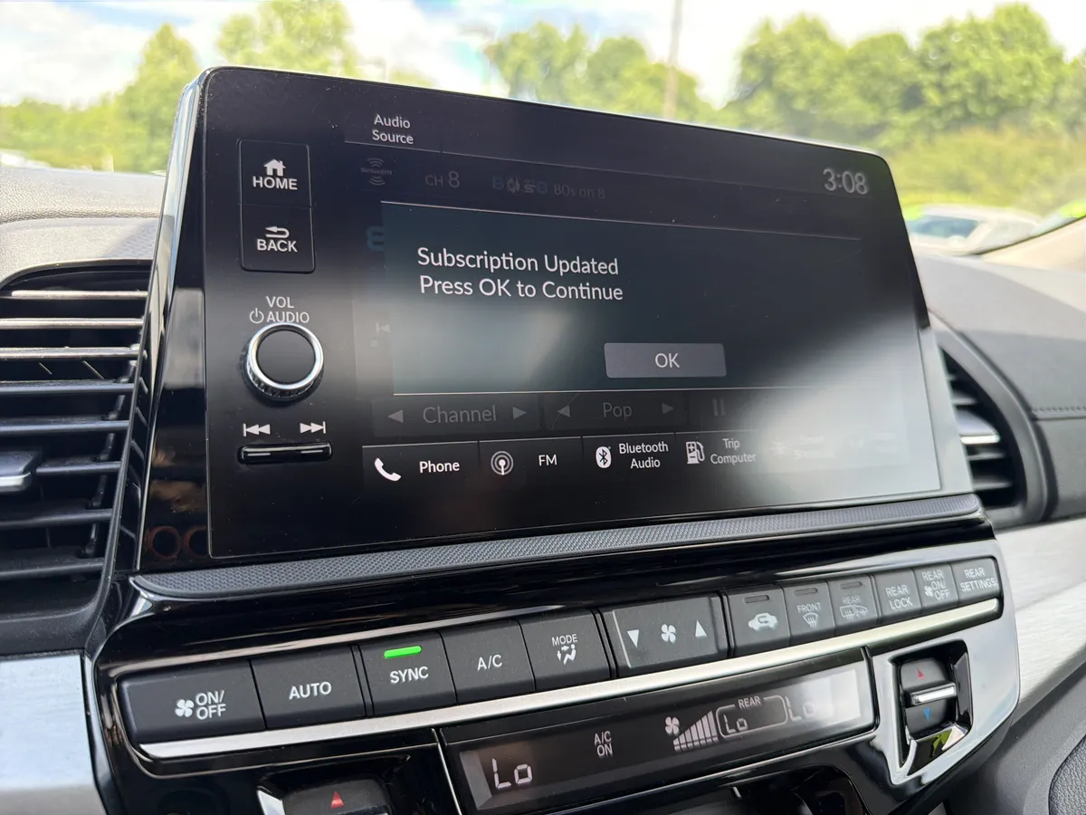 2025 Honda Odyssey EX-L thumbnail 5