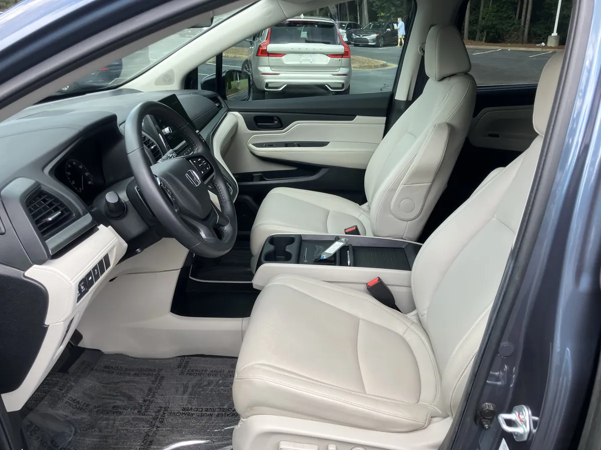 2025 Honda Odyssey EX-L Auto thumbnail 16