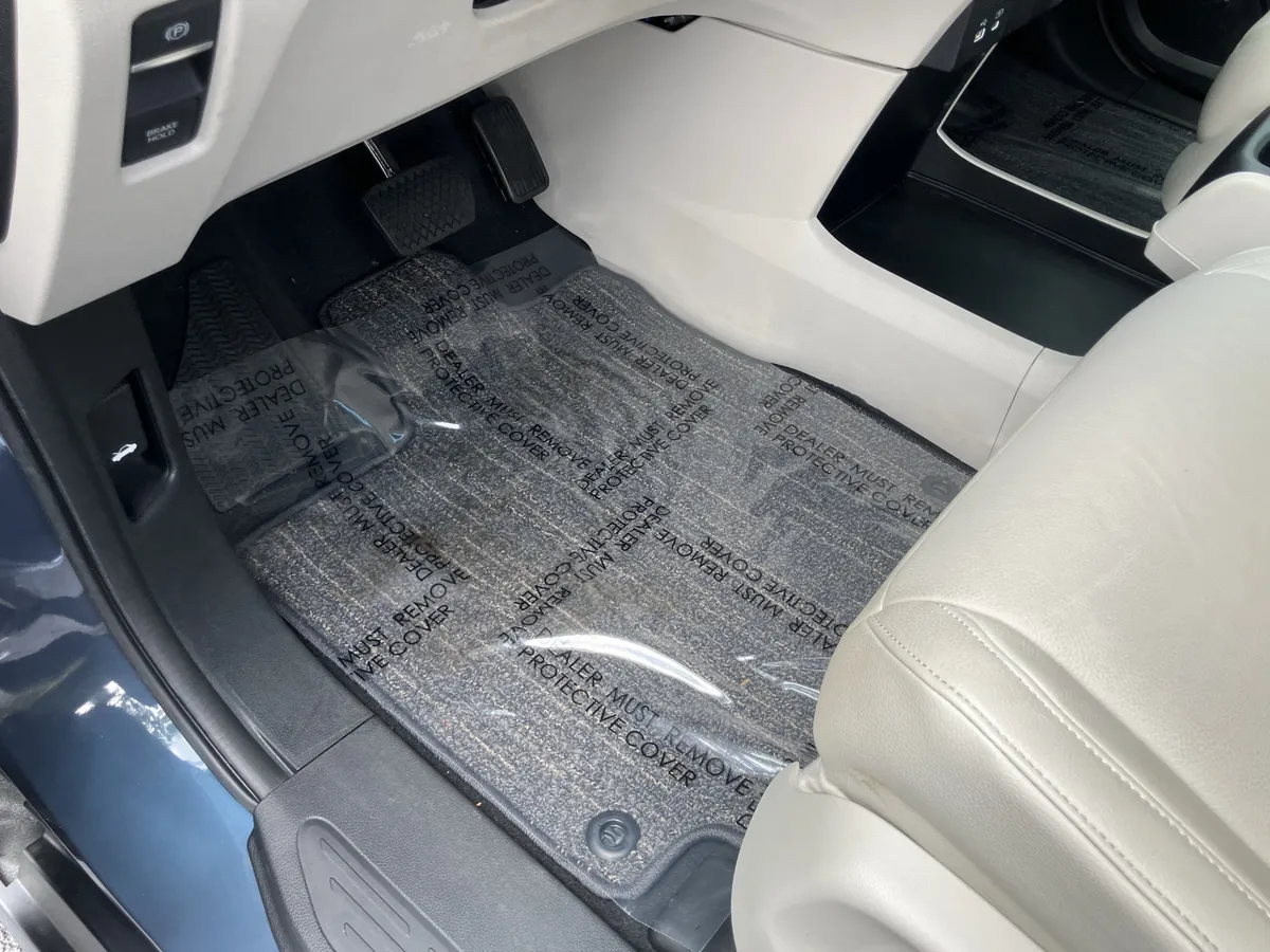 2025 Honda Odyssey EX-L Auto thumbnail 18