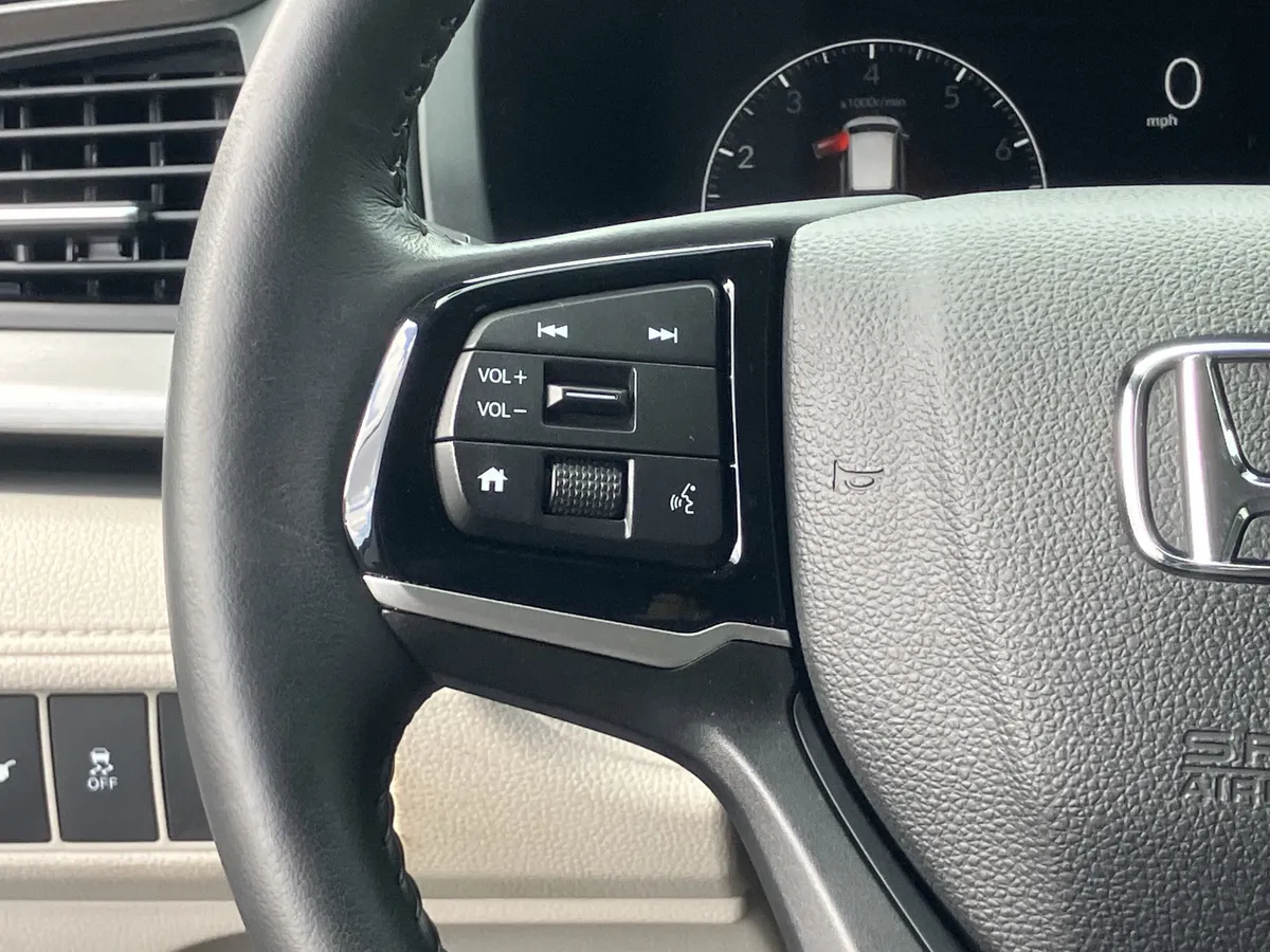 2025 Honda Odyssey EX-L Auto thumbnail 21