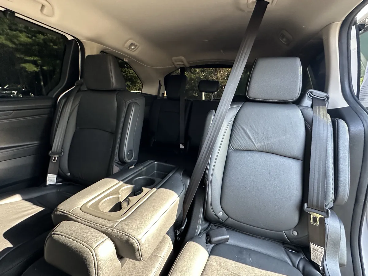 2025 Honda Odyssey EX-L Auto thumbnail 10