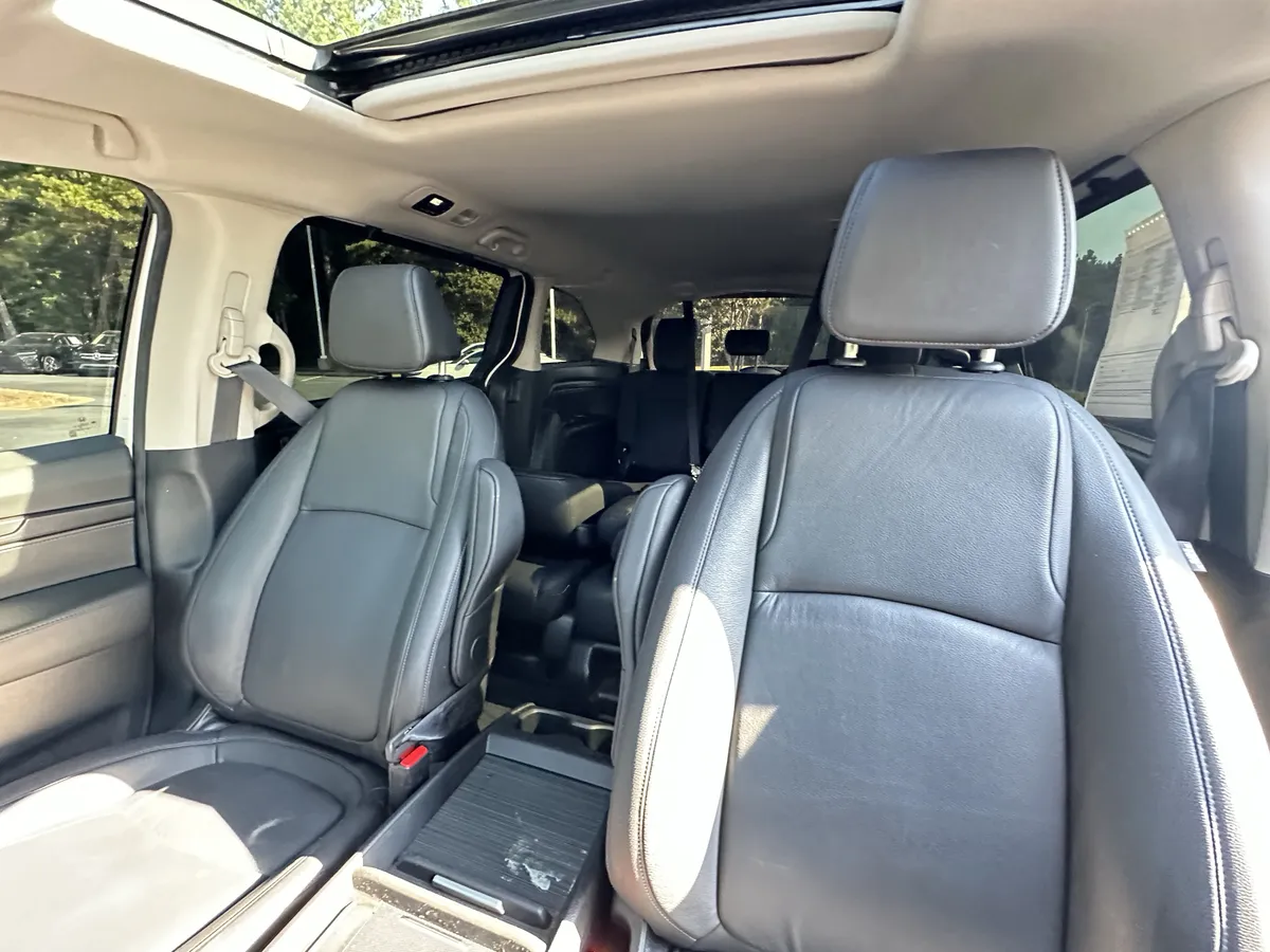2025 Honda Odyssey EX-L Auto thumbnail 8