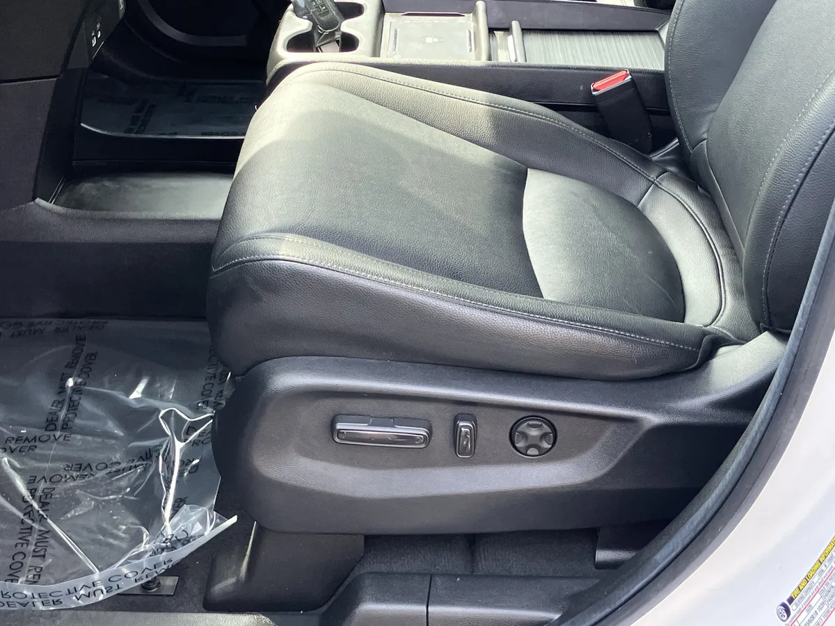 2025 Honda Odyssey EX-L Auto thumbnail 17