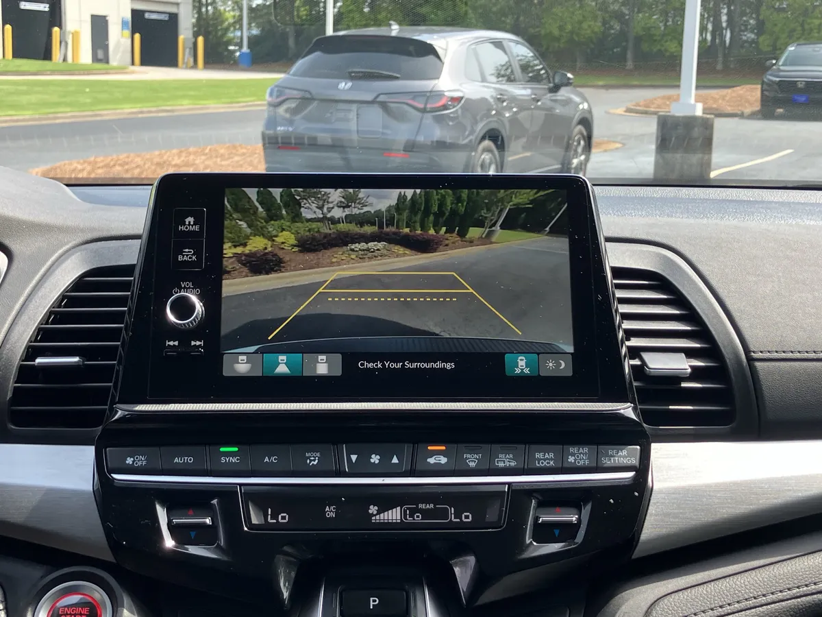 2025 Honda Odyssey EX-L Auto thumbnail 27