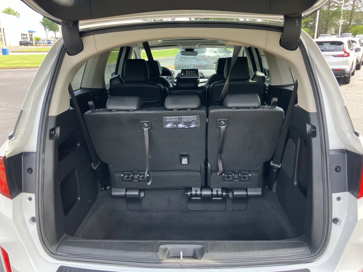 2025 Honda Odyssey EX-L Auto thumbnail 34
