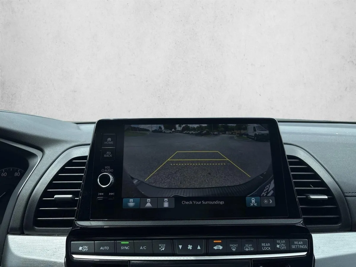 2025 Honda Odyssey EX-L thumbnail 14