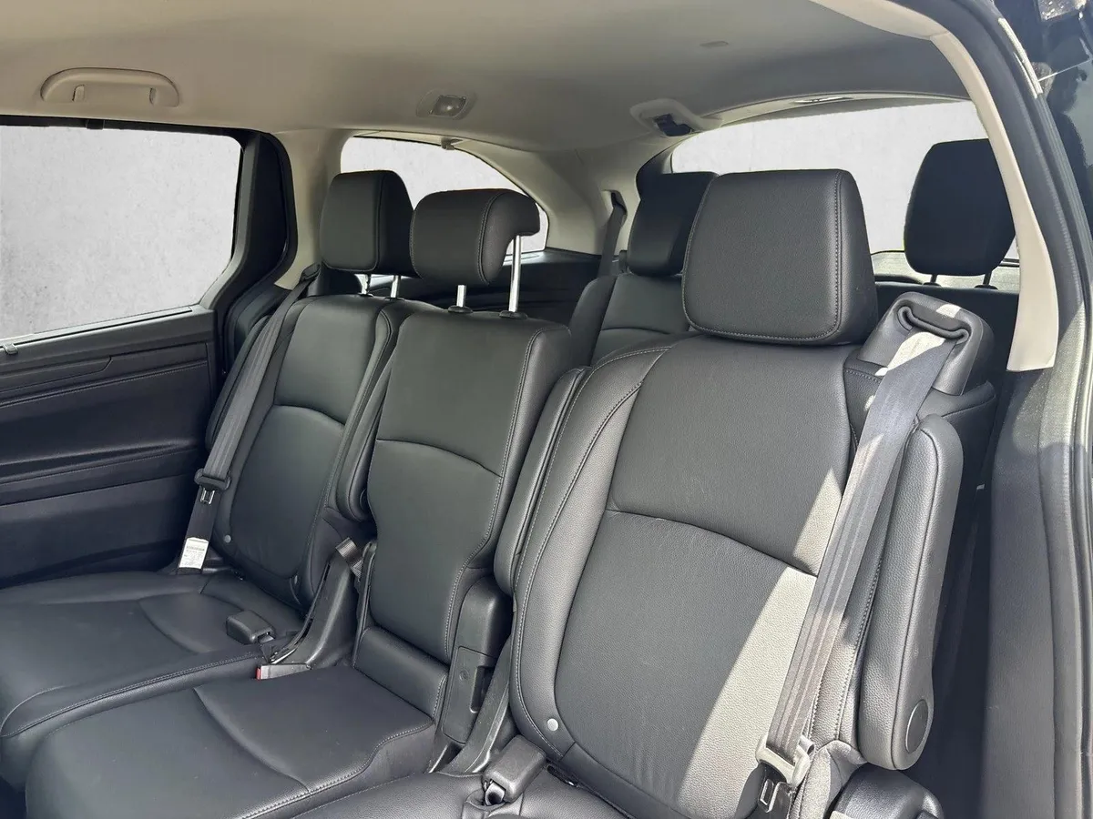 2025 Honda Odyssey EX-L thumbnail 19