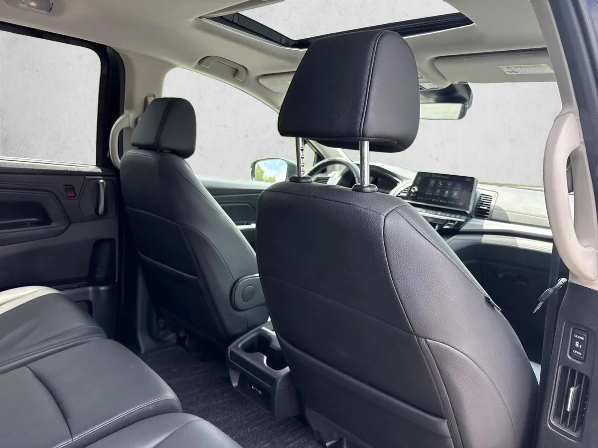 2025 Honda Odyssey EX-L thumbnail 21