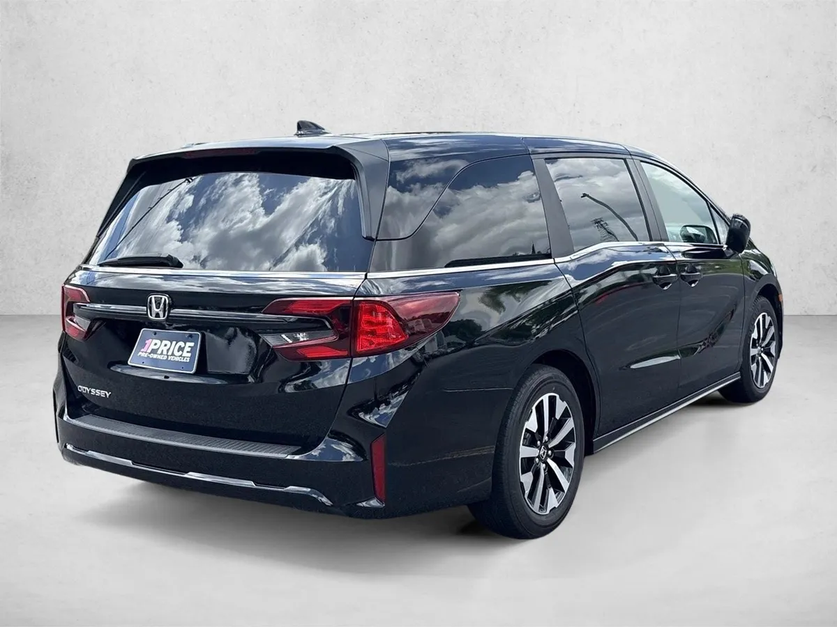 2025 Honda Odyssey EX-L thumbnail 5