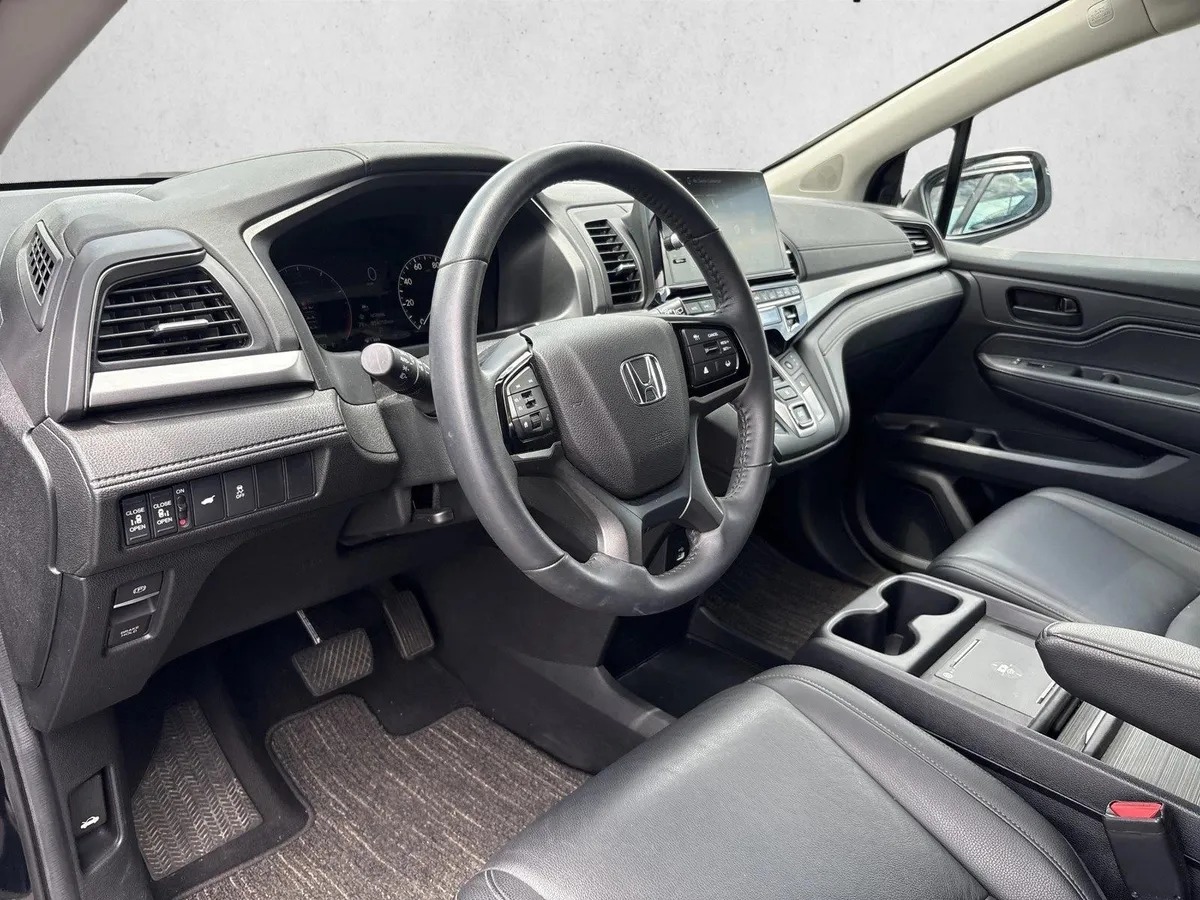 2025 Honda Odyssey EX-L thumbnail 9