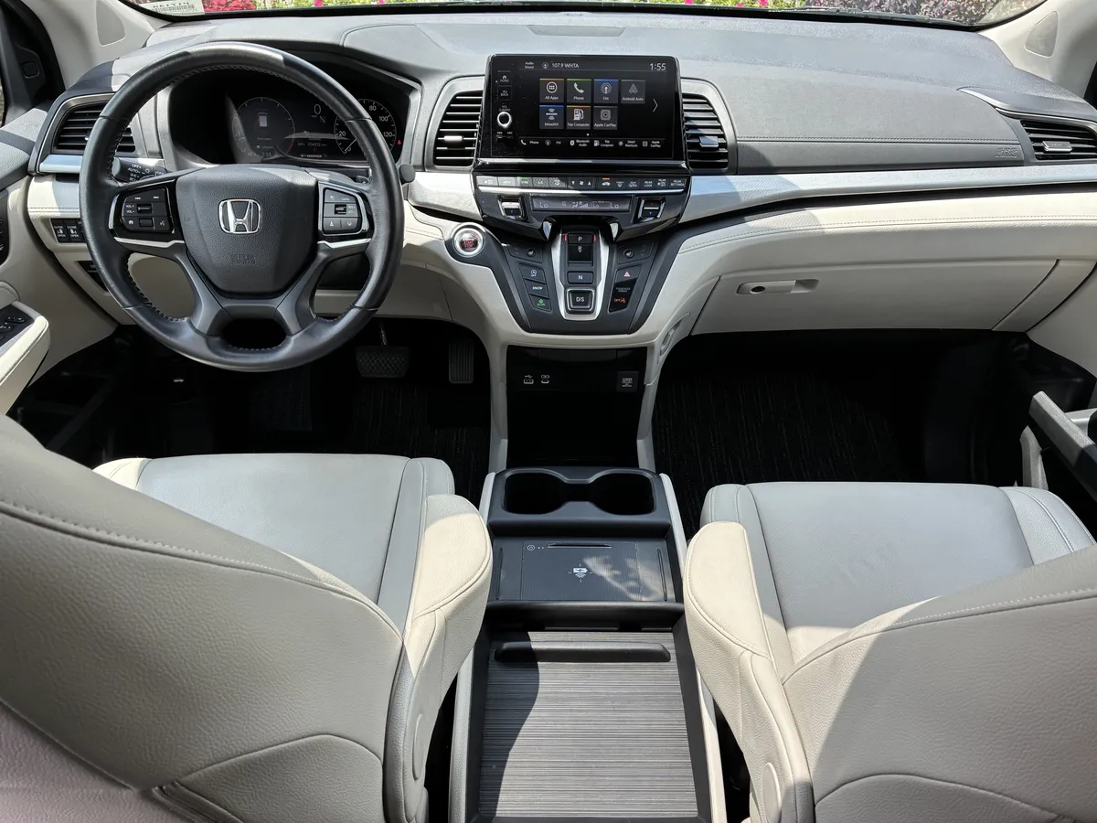 2025 Honda Odyssey EX-L thumbnail 15