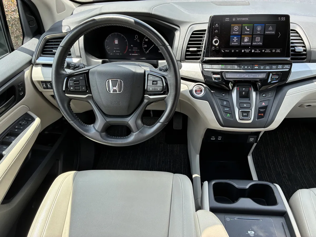 2025 Honda Odyssey EX-L thumbnail 17
