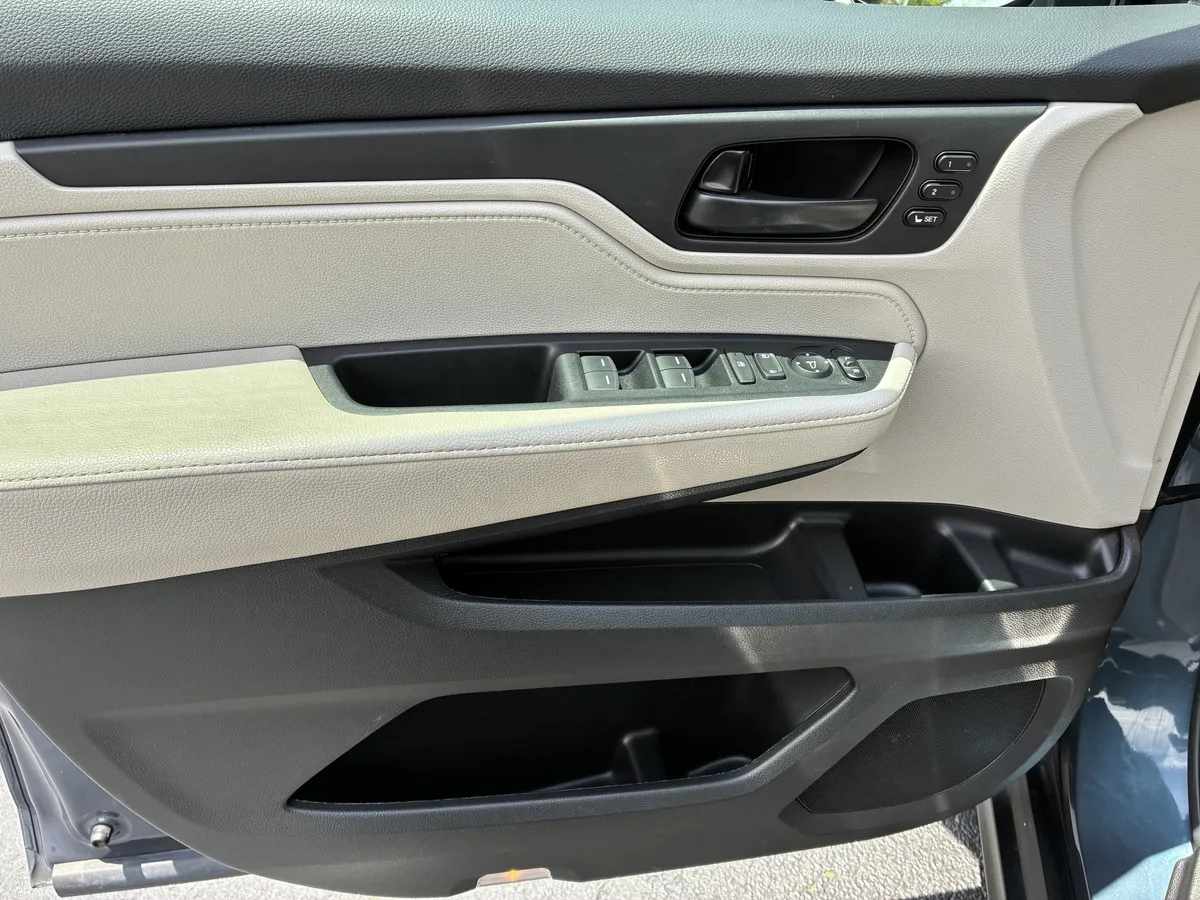 2025 Honda Odyssey EX-L thumbnail 20