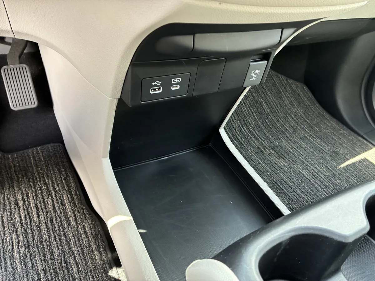 2025 Honda Odyssey EX-L thumbnail 31