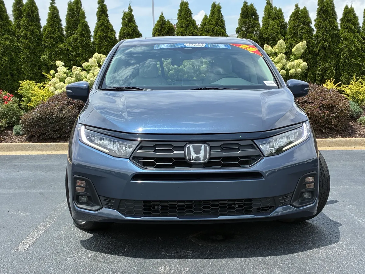 2025 Honda Odyssey EX-L thumbnail 4