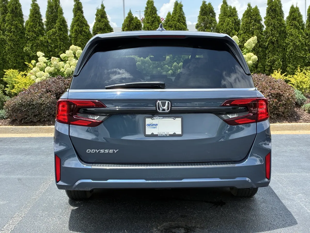 2025 Honda Odyssey EX-L thumbnail 6