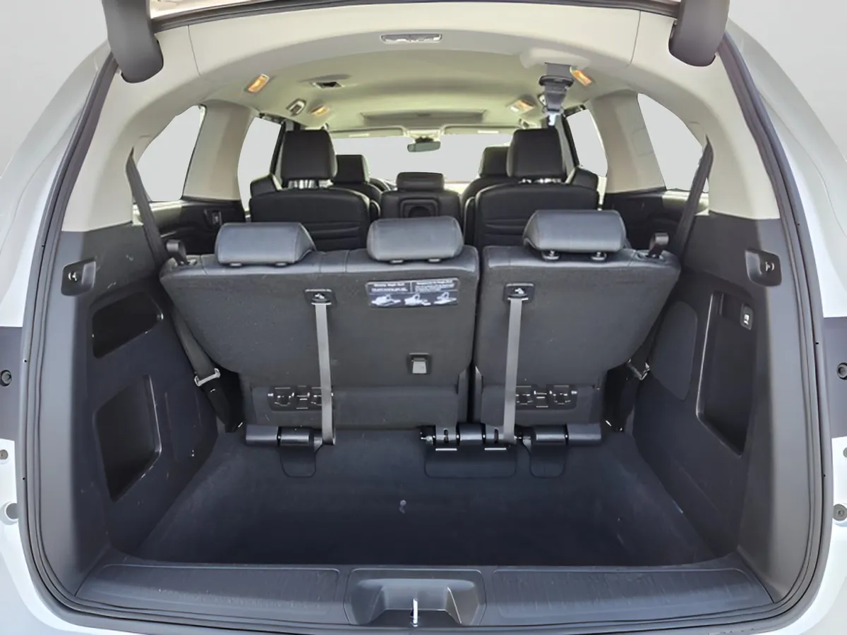 2025 Honda Odyssey EX-L thumbnail 14