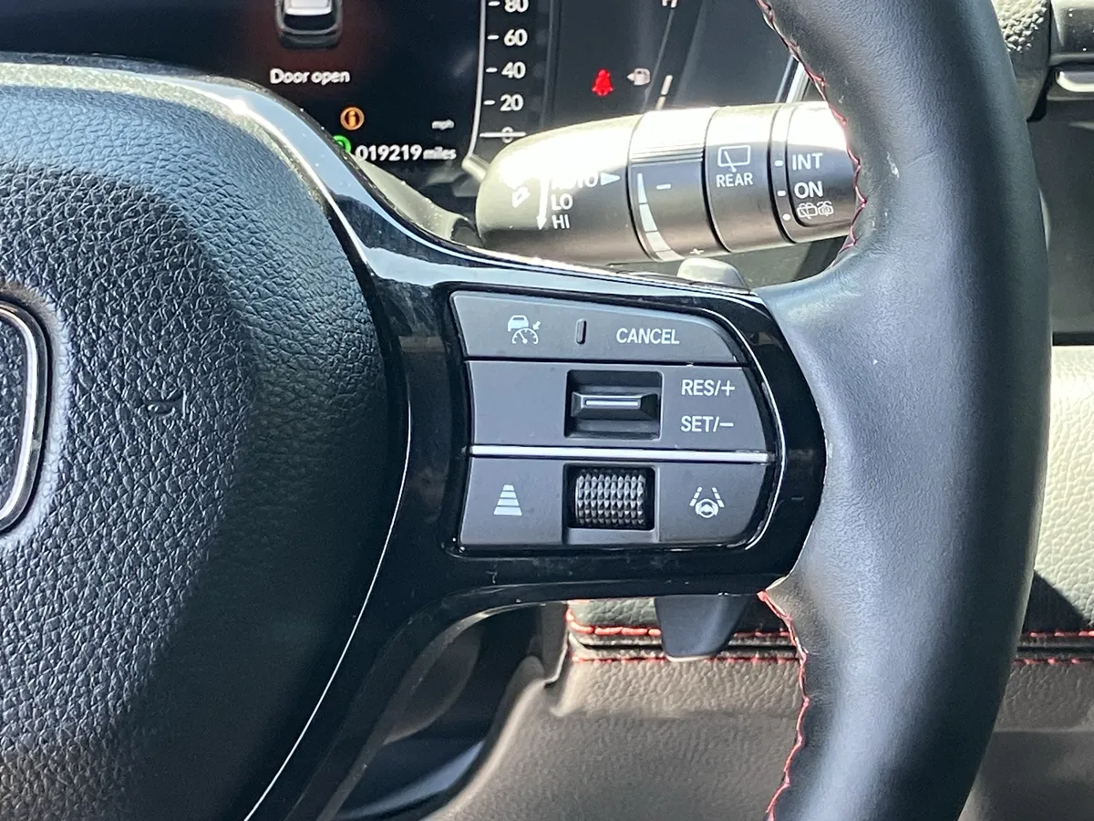 2025 Honda Pilot Black Edition AWD thumbnail 22
