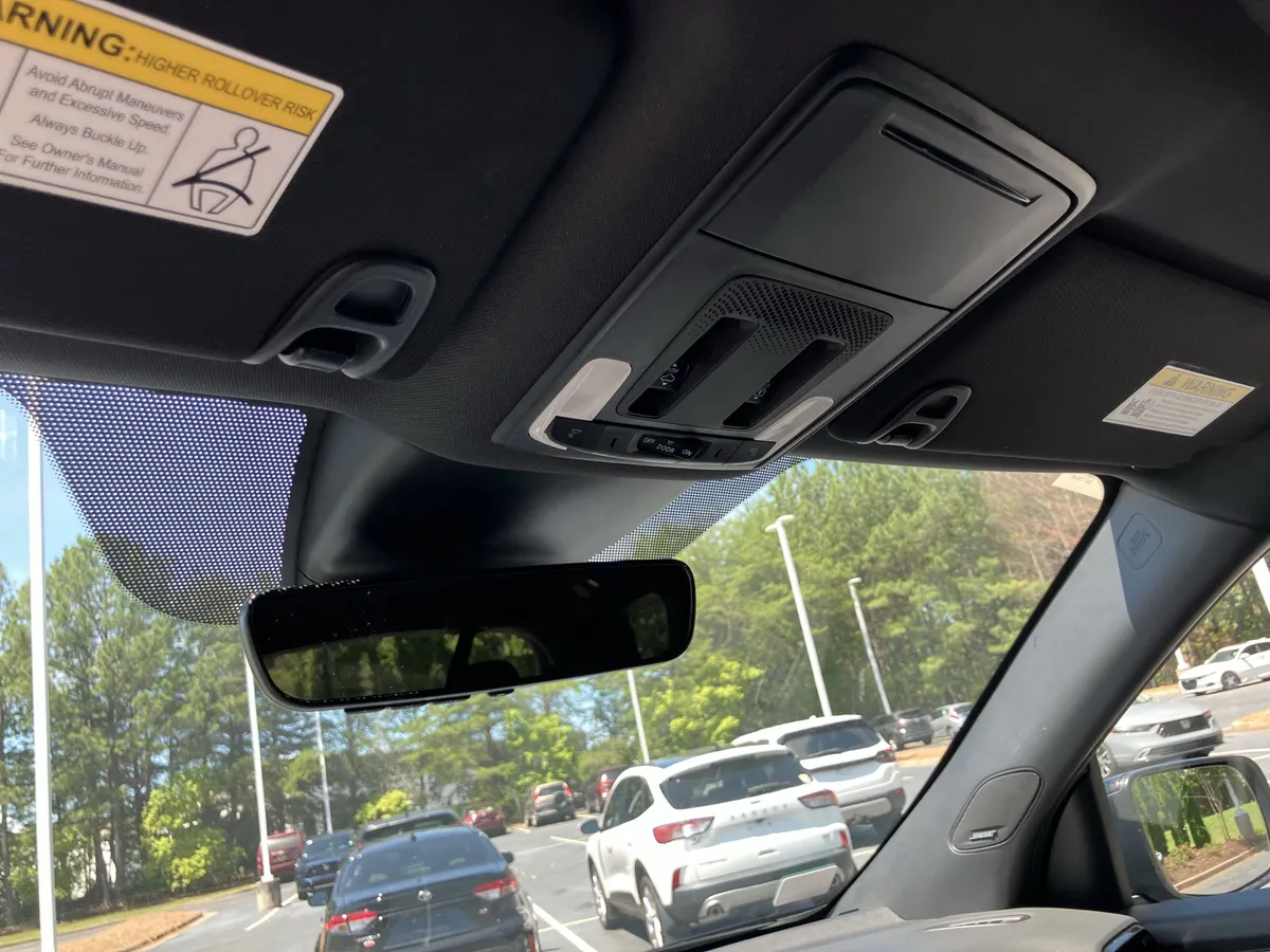 2025 Honda Pilot Black Edition AWD thumbnail 30