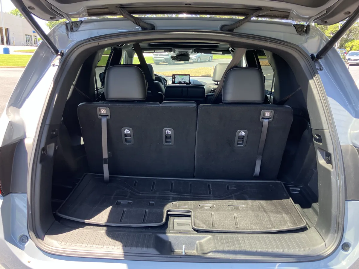 2025 Honda Pilot Black Edition AWD thumbnail 36