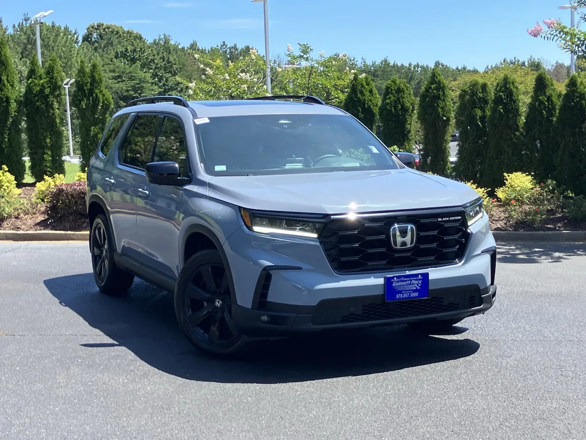 2025 Honda Pilot Black Edition AWD thumbnail 43